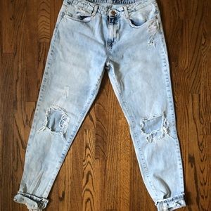 Zara distressed light blue jeans 38/6